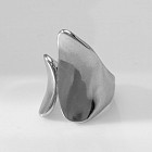 Кольцо женское «Два лепестка»