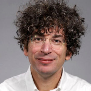 Д. Альтучер