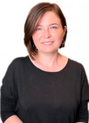 Е. Максимова