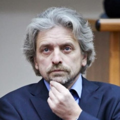 А. Иванов