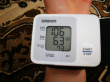 Отзыв на Тонометр автоматический на запястье OMRON RS1 (13,5-21,5 см) от Мариям Жамбуловна