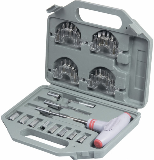 Отвертка с набором насадок и бит