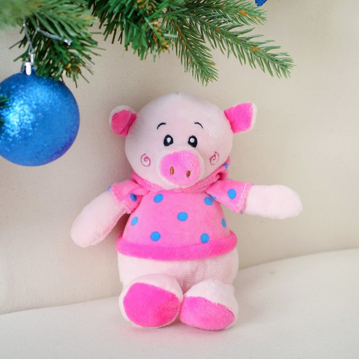 Хрюшка в кофточке в горошек