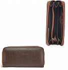 коричневый