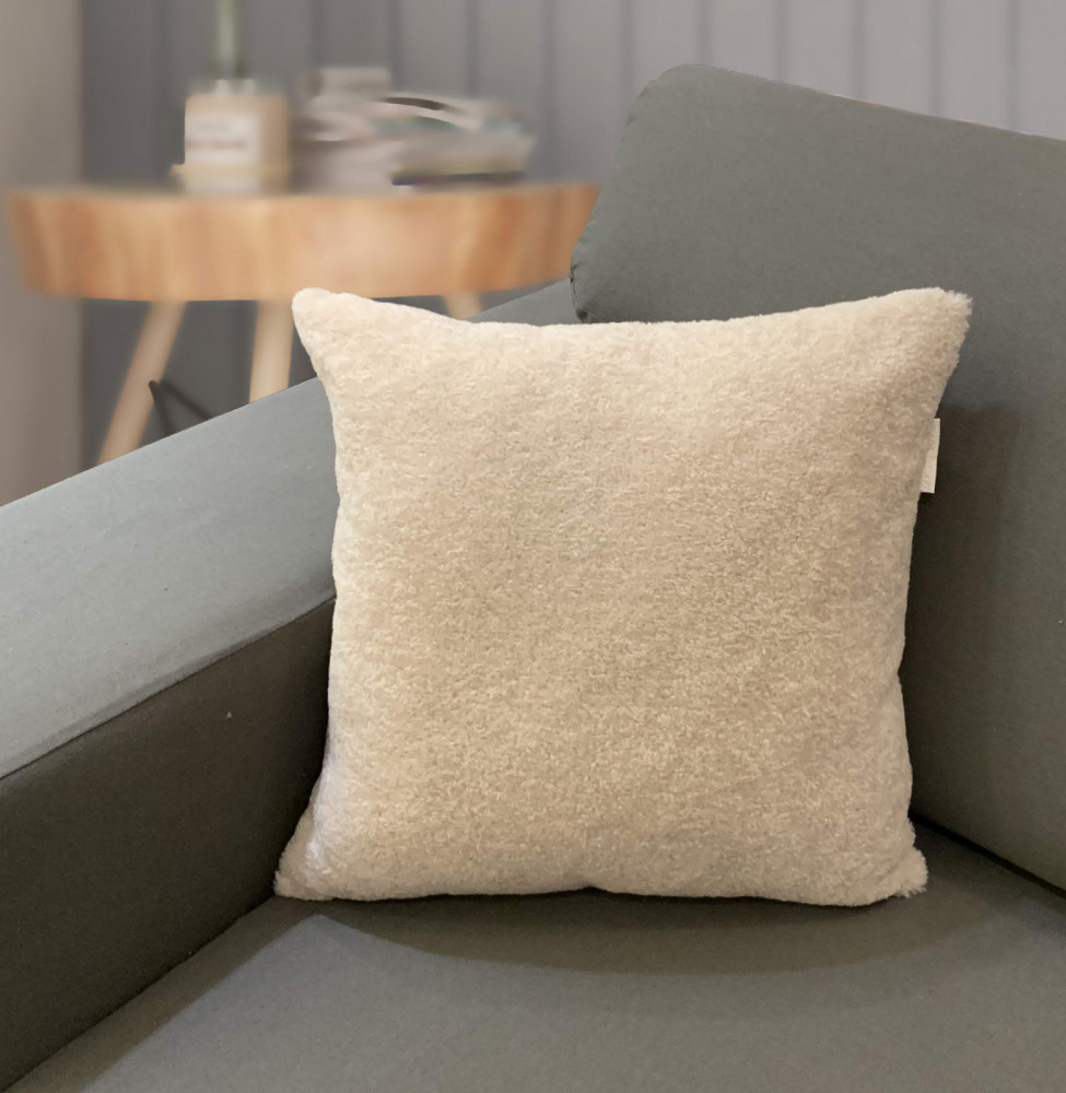 Наволочка декоративная | Лама | Sofi De Marko