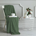 темно-зеленый