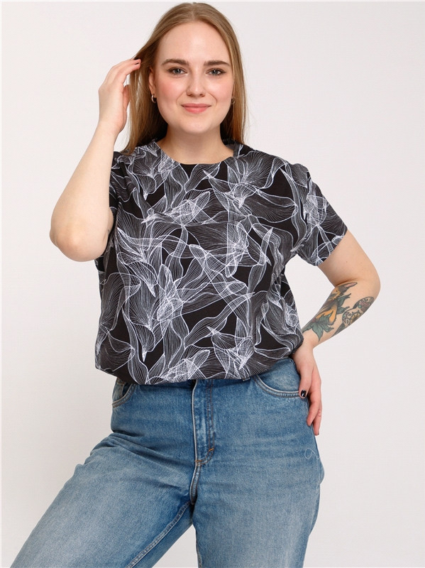 Футболка женская | Бенефис | Апрель