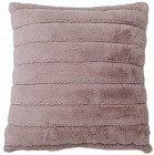 пепельно-розовый