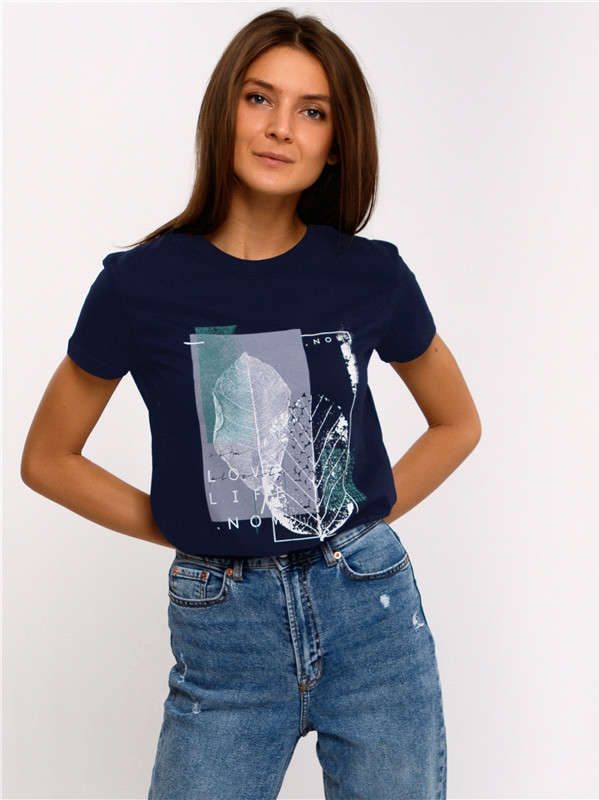 Футболка женская | Бенефис | Апрель