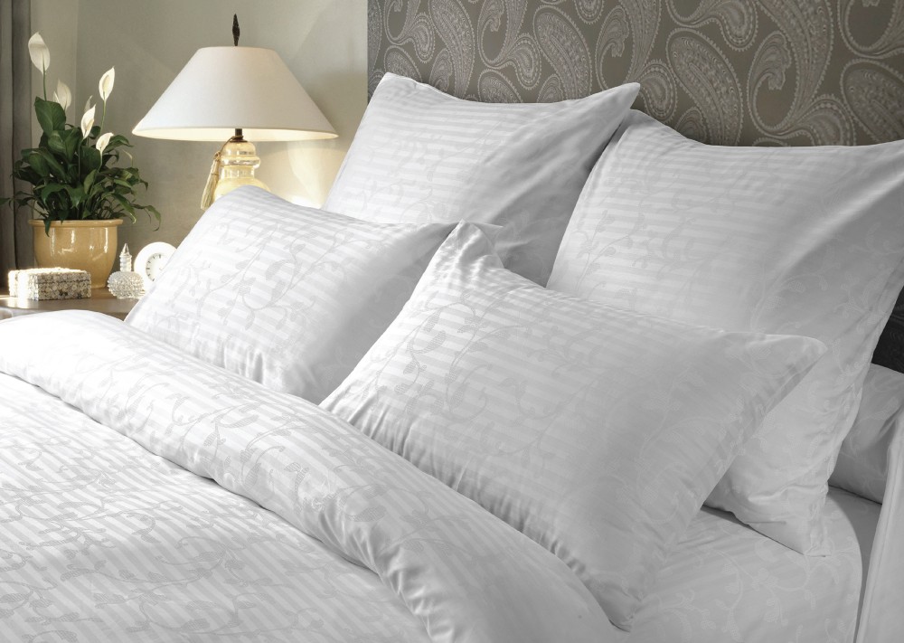 Комплект постельного белья «Кружевная сказка» (евро, сатин-люкс, 2 наволочки 70х70 и 2 наволочки 50х70) | Stripe-Sateen | НордТекс