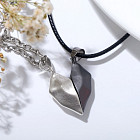 Комплект кулонов на магните