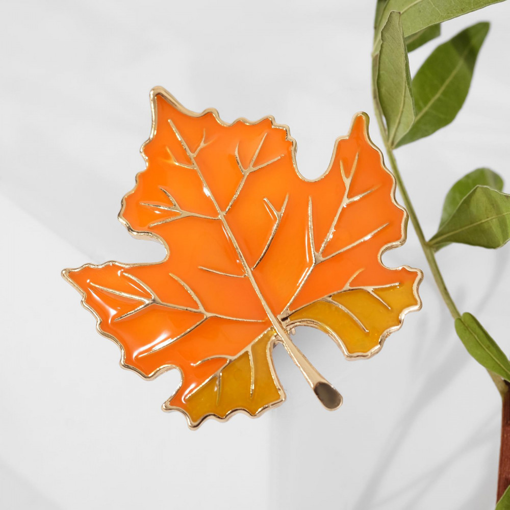 Брошь «Лист кленовый» | 1 Сентября | Queen Fair