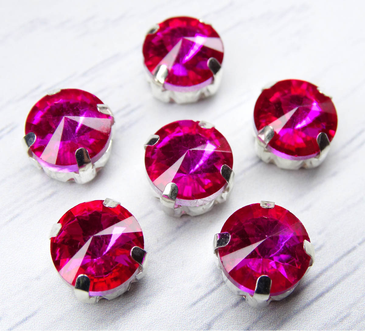 Стразы хрустальные в цапах | Astra&Craft