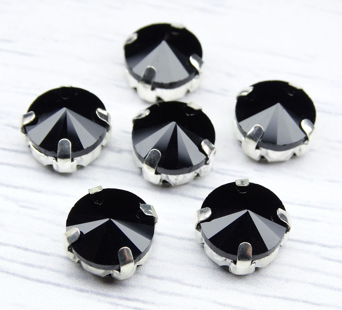 Стразы хрустальные в цапах | Astra&Craft