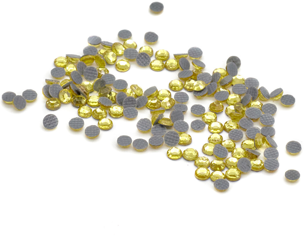 Стразы термоклеевые прозрачные, цвет 124 светло-желтый | Айрис