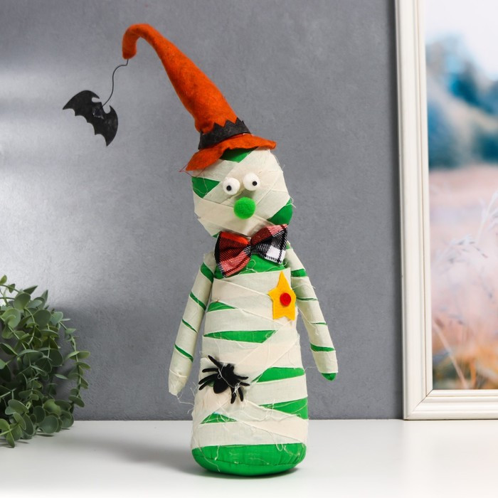 Кукла интерьерная «Мумия в колпаке с летучей мышью»