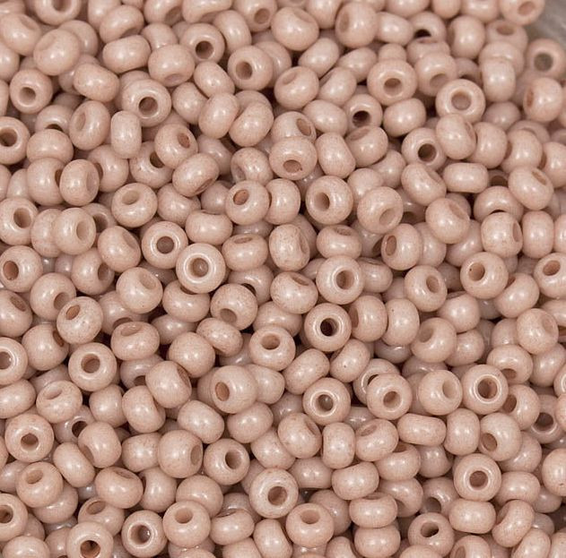 Бисер непрозрачный, цвет 03112 светло-коричневый | Solgel | Preciosa