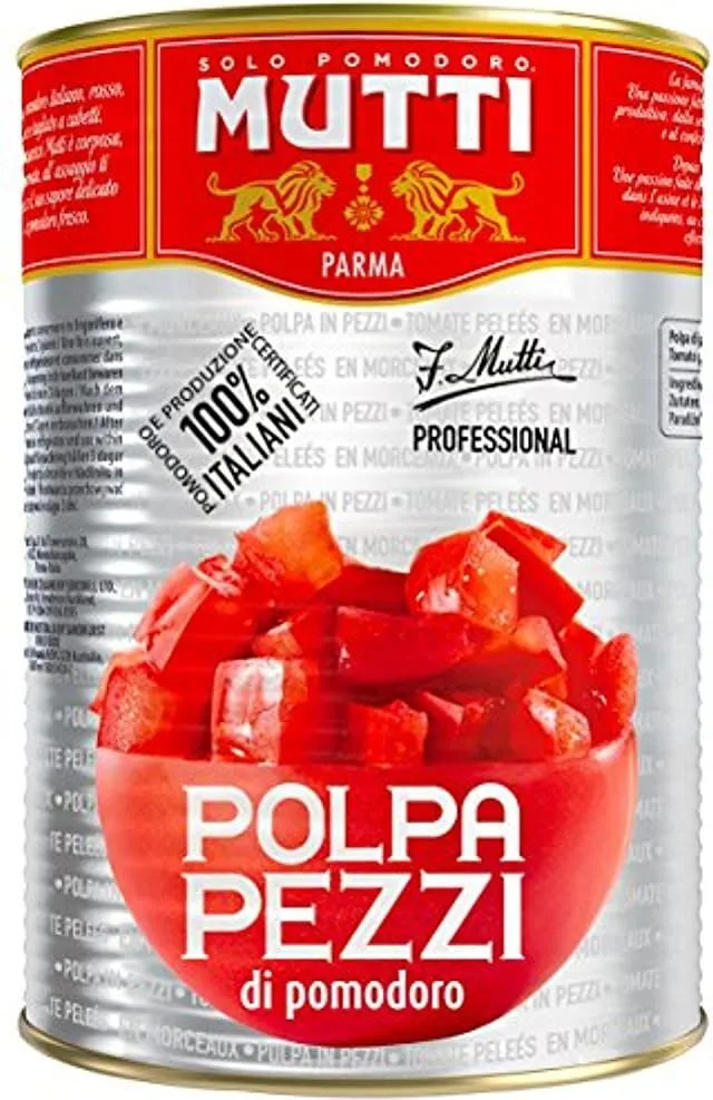 Томаты резаные кубиками в томатном соке | Mutti