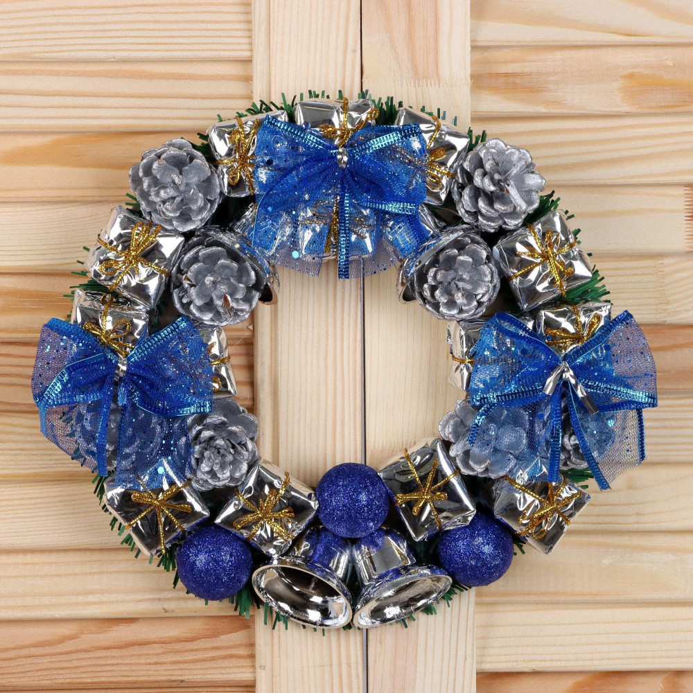 Венок новогодний «Синие банты и шарики» | Зимнее волшебство