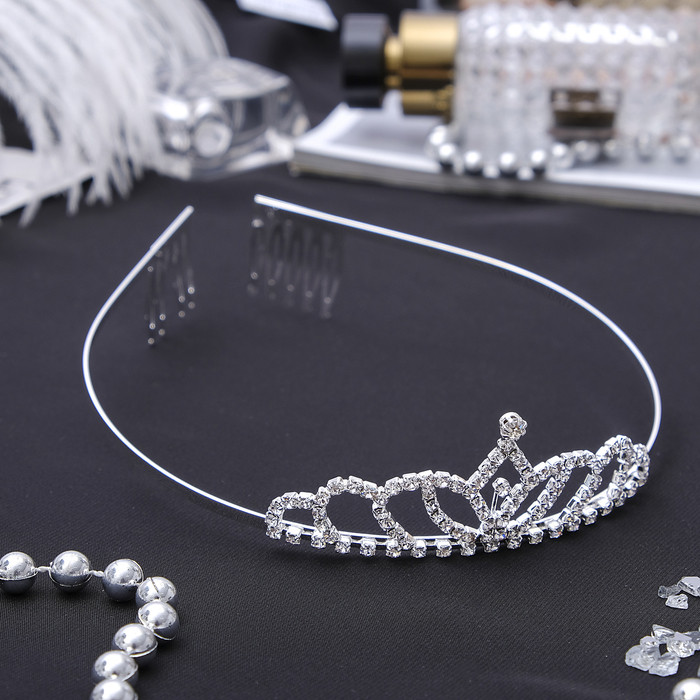 Диадема для волос «Вирджиния» | 8 Марта