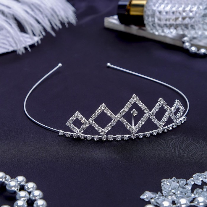 Диадема для волос «Девина» | 8 Марта