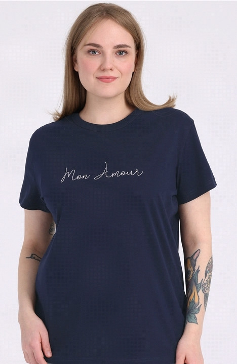 Футболка женская | Бенефис | Апрель