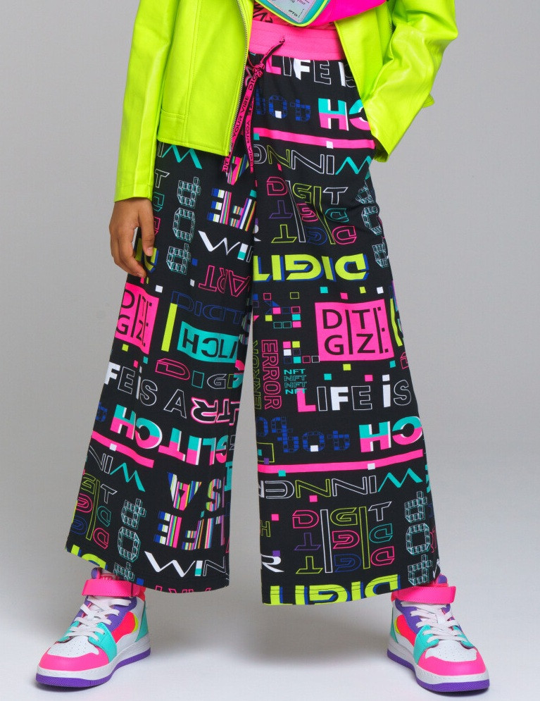 Брюки для девочек | Digitize | PlayToday