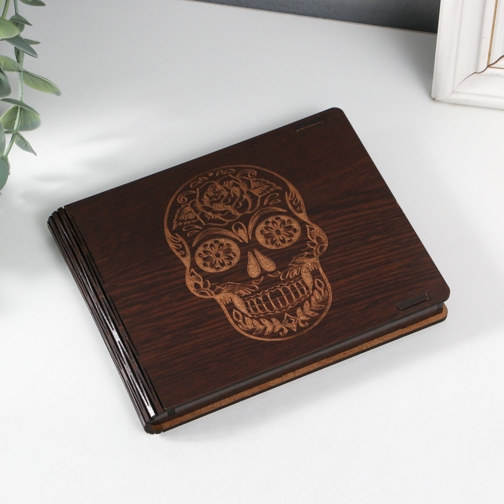 Шкатулка «Череп»