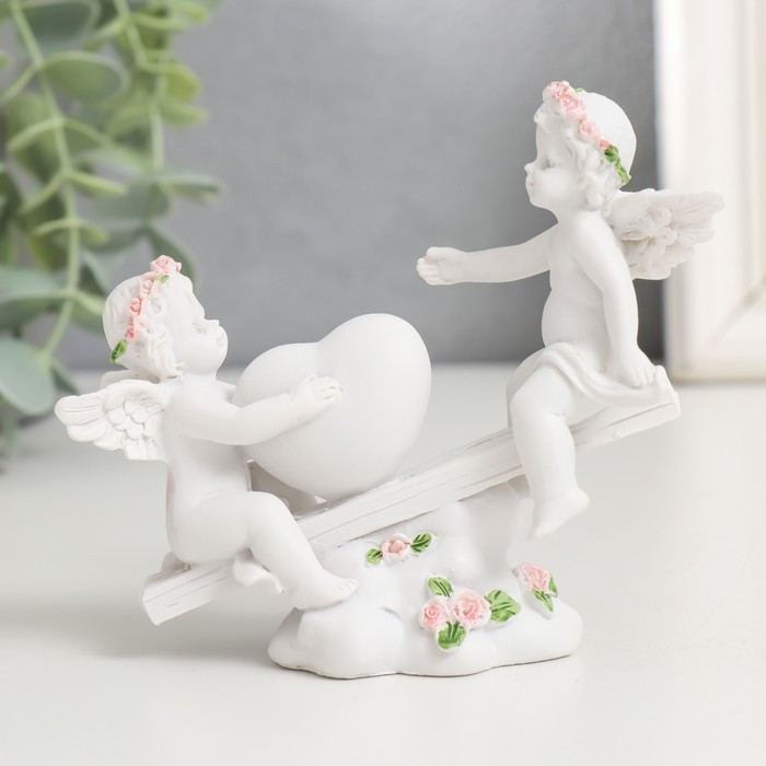 Фигурка декоративная «Ангелочки в розовых веночках качаются на качалке» | 14 Февраля