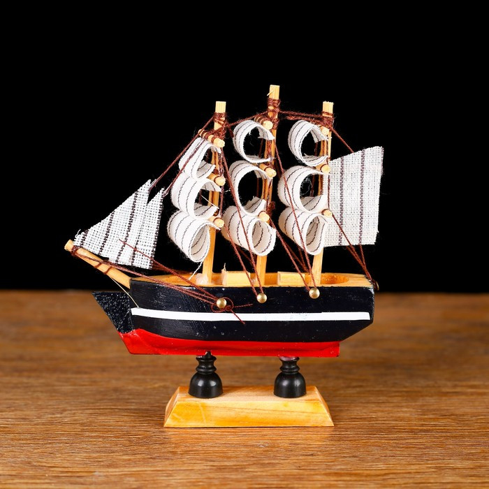 Корабль сувенирный «Дельфин» | 23 Февраля