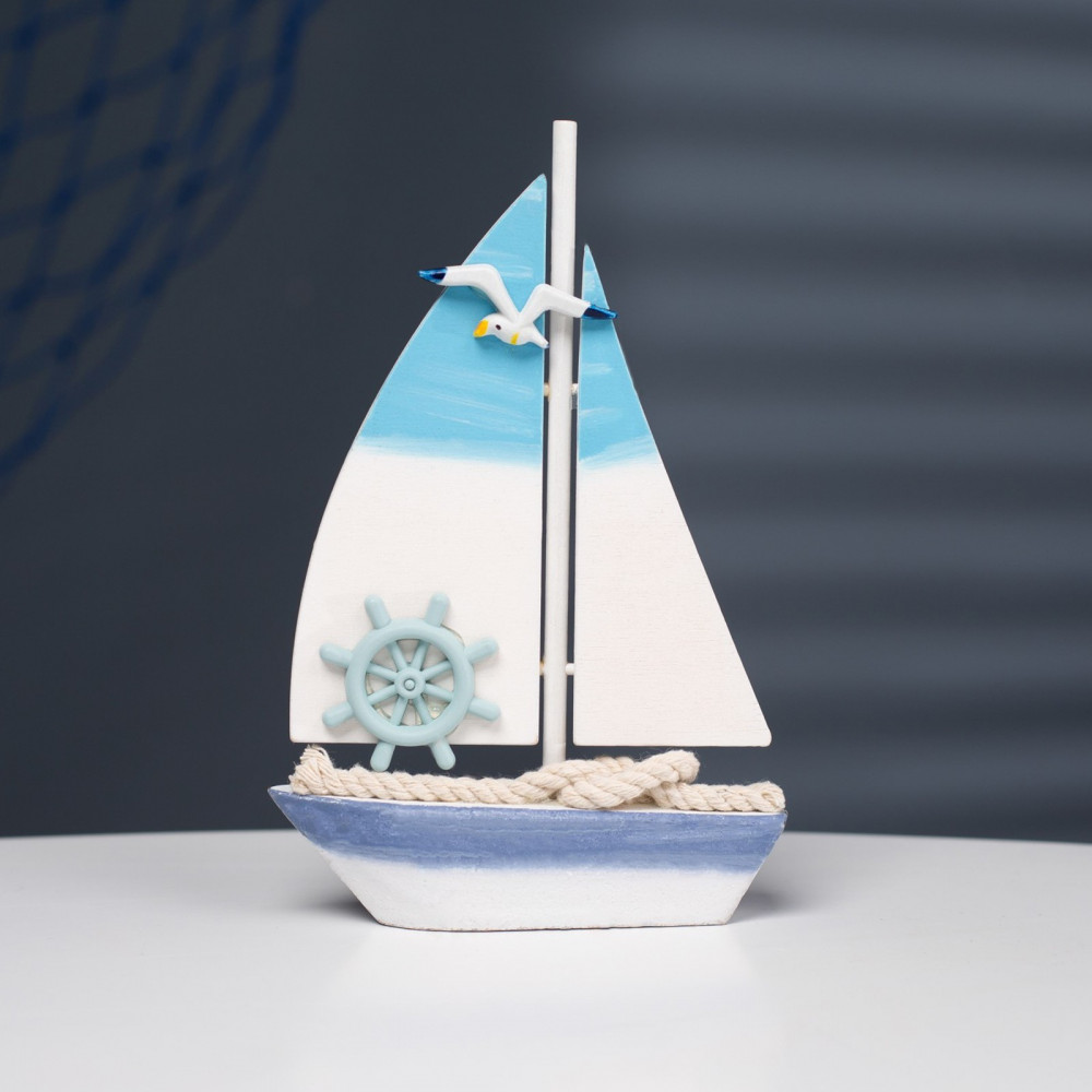 Корабль сувенирный «Парусник» | 23 Февраля