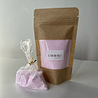 нежно-розовый