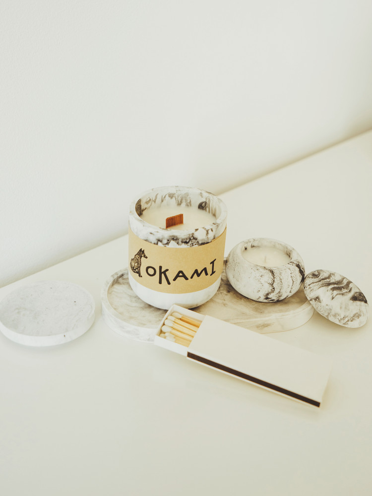 Ароматические свечи в подарочном наборе «Красное дерево Ши» | Okami
