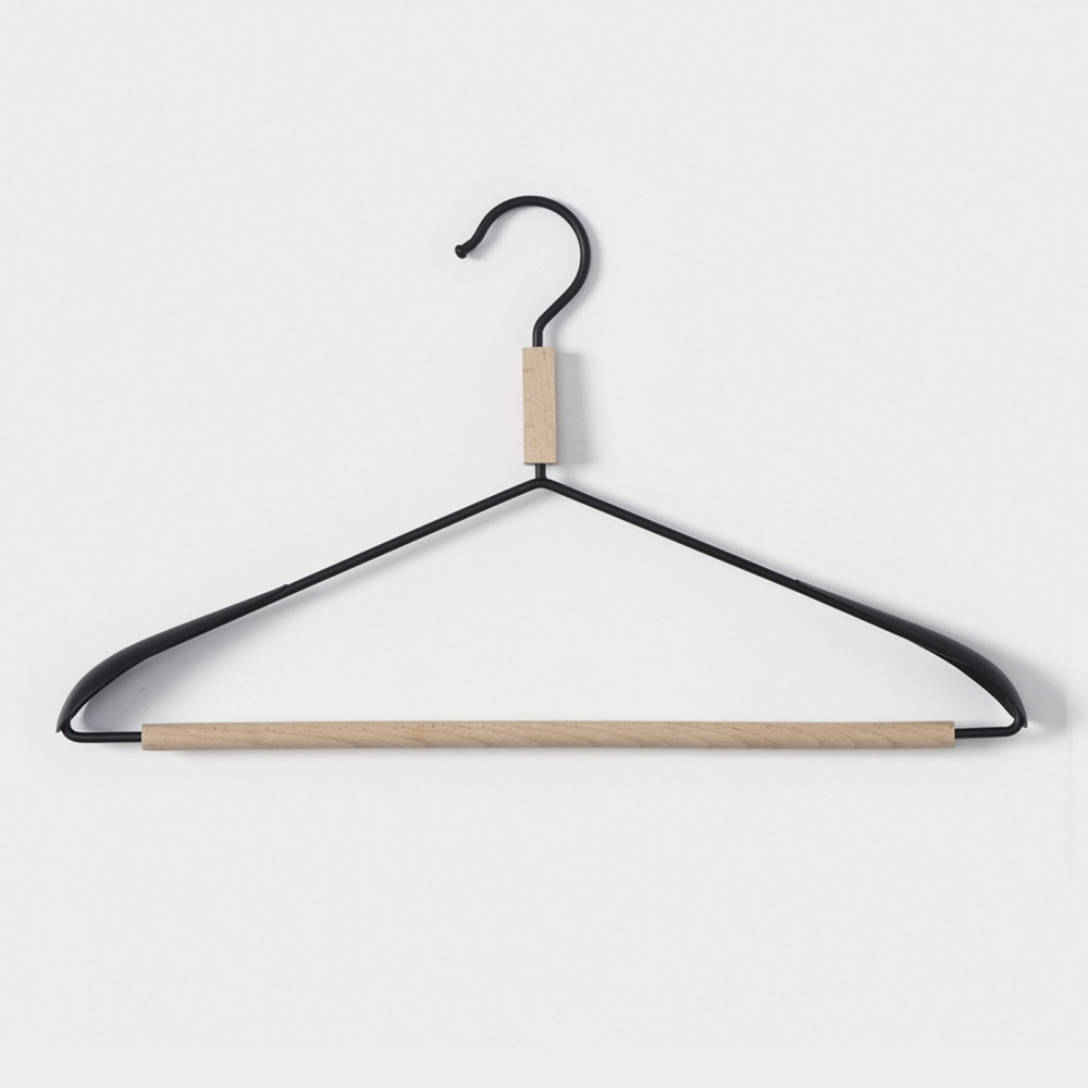 Вешалка для одежды с усиленными плечиками | LaDо́m Laconique | LaDо́m