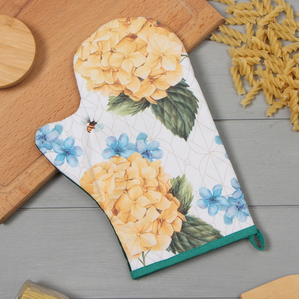 Варежка-прихватка «Гортензии» | Кухонный текстиль «Цветы» | Этель