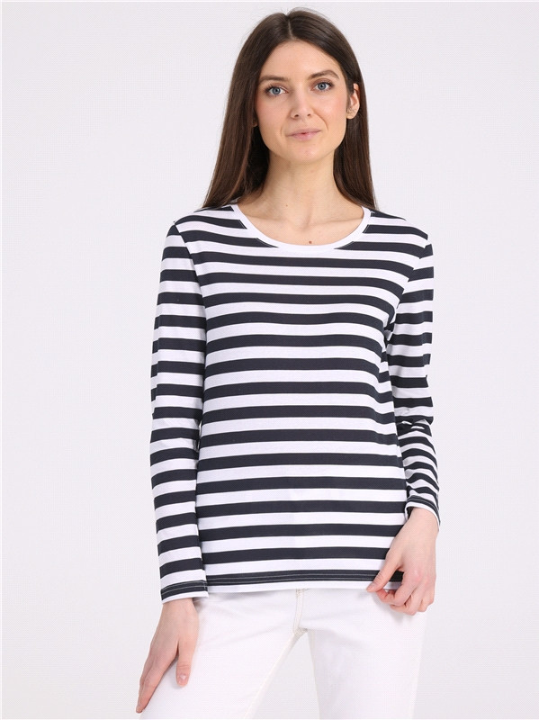 Лонгслив женский | Бенефис | Апрель