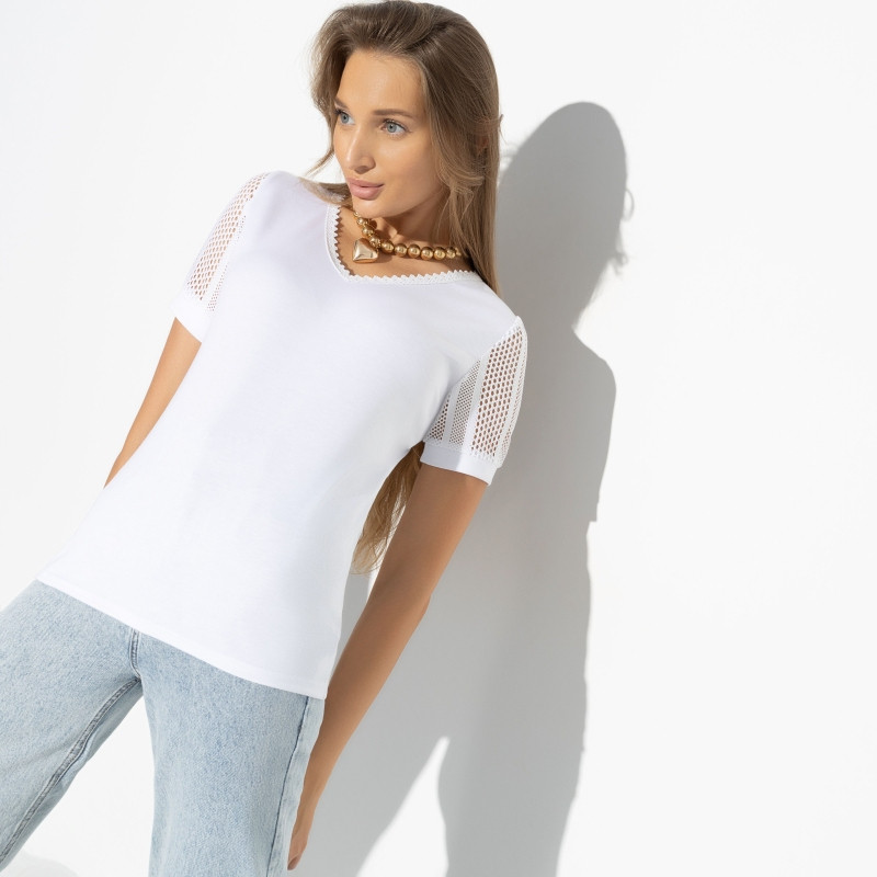 Футболка женская «Любовь рядом» | Charutti