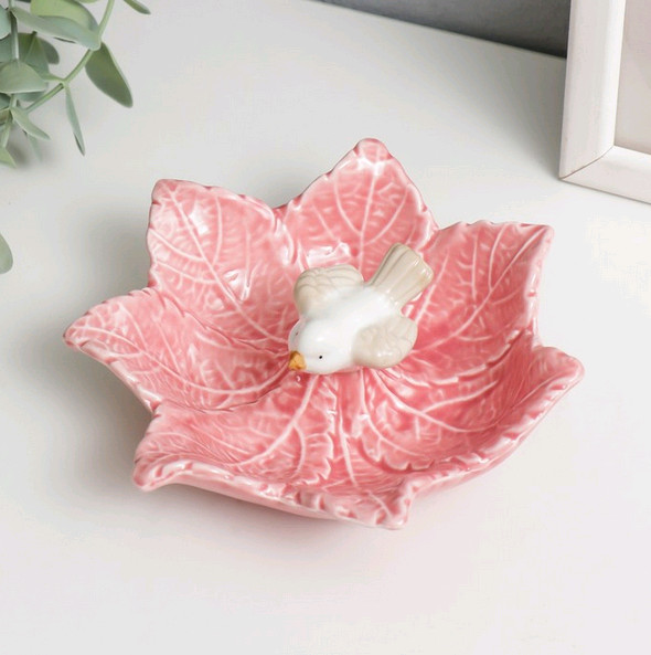 Сувенирная подставка «Птица на кленовом листе», керамика