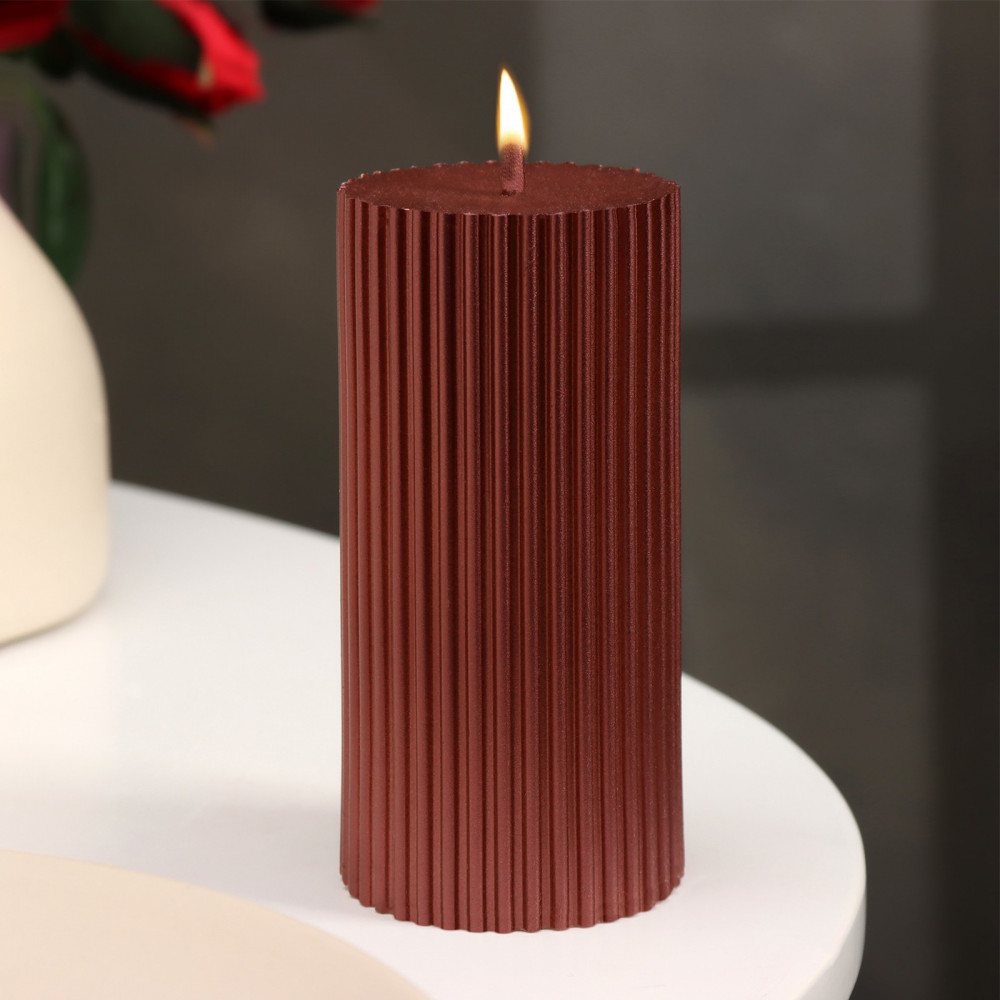 Свеча-цилиндр с гранями | Дарим Красиво
