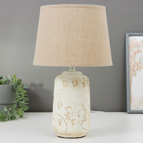 Лампа настольная