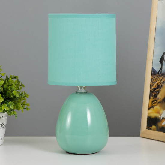 Лампа настольная