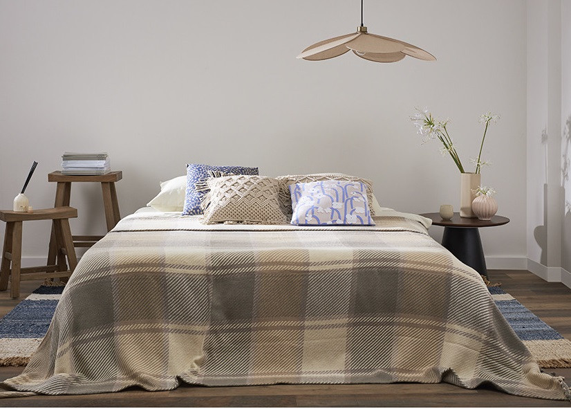 Покрывало «Warm traditions» | Essential | Tkano