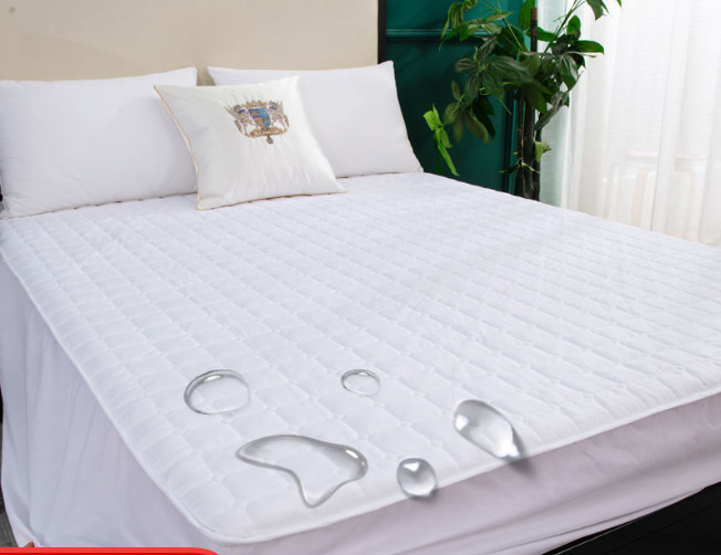 Наматрасник водонепроницаемый