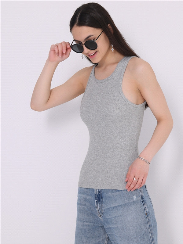 Майка женская | Бенефис | Апрель