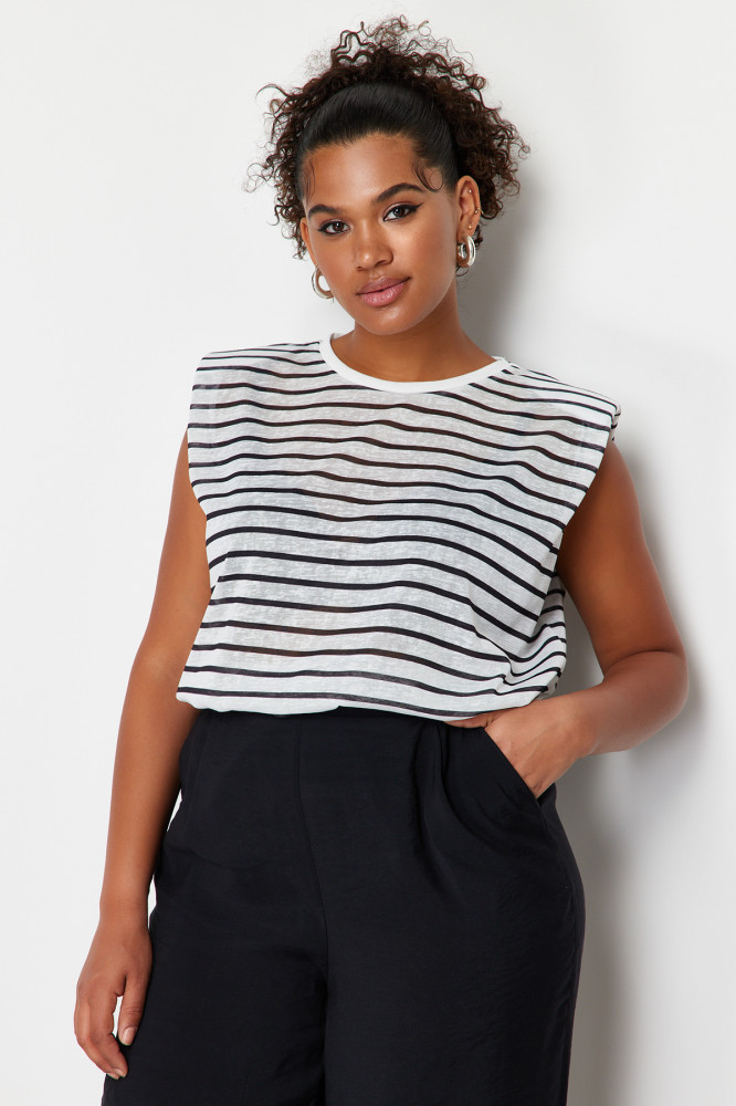 Блузка женская | Trendyol Curve