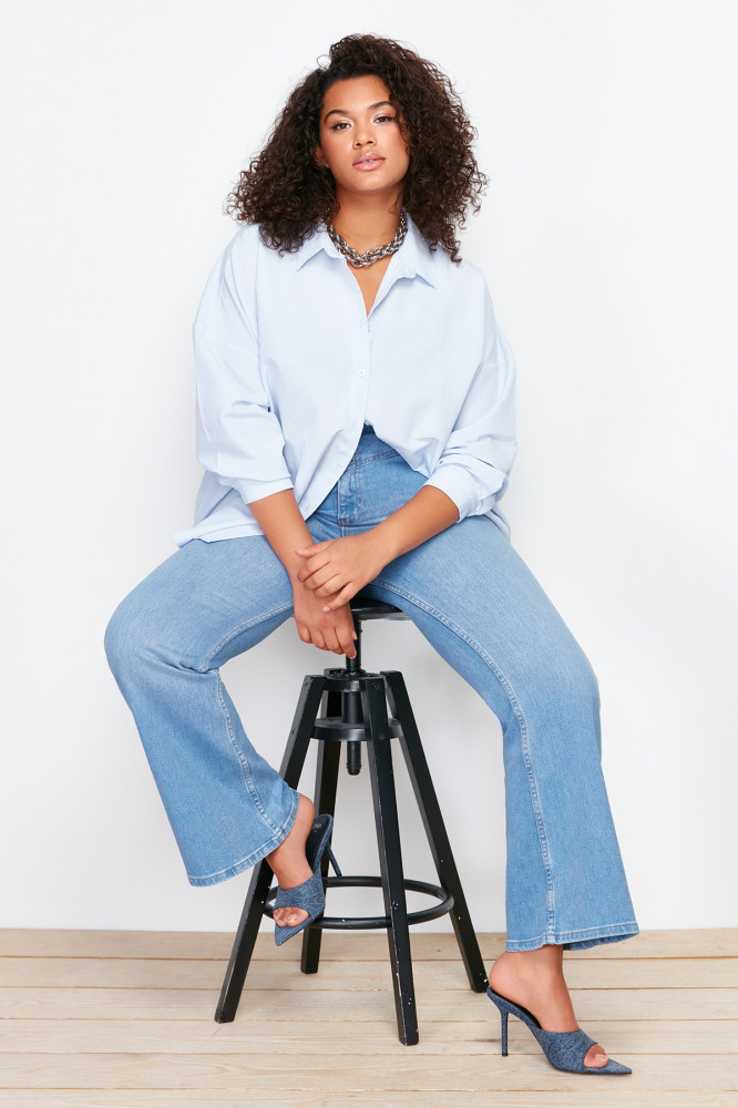 Джинсы женские | Trendyol Curve