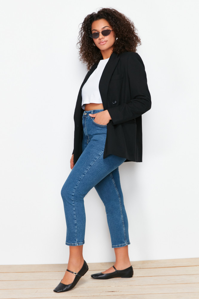 Джинсы женские | Trendyol Curve