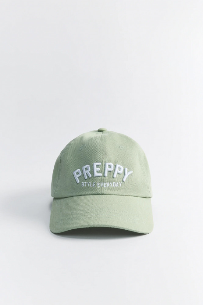 Бейсболка женская с вышитой надписью | Befree