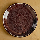 коричневый