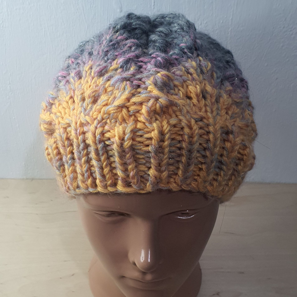 Шапка женская